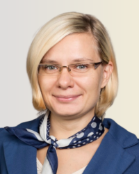 Dr. Anna Mróz